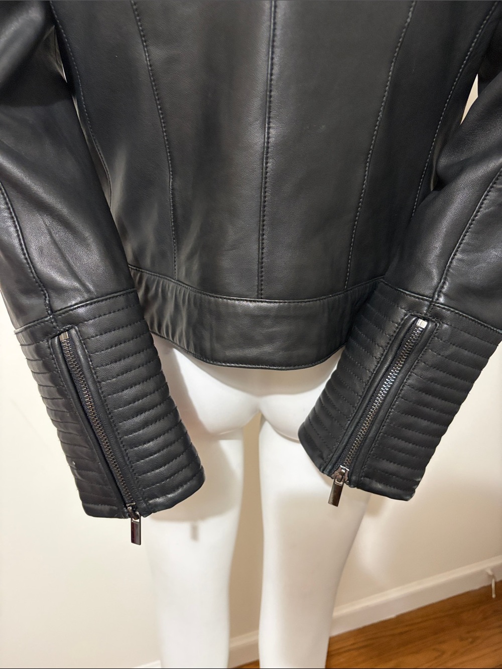 Badgley Mischka Black Leather Moto Jacket - Picture 7 of 14